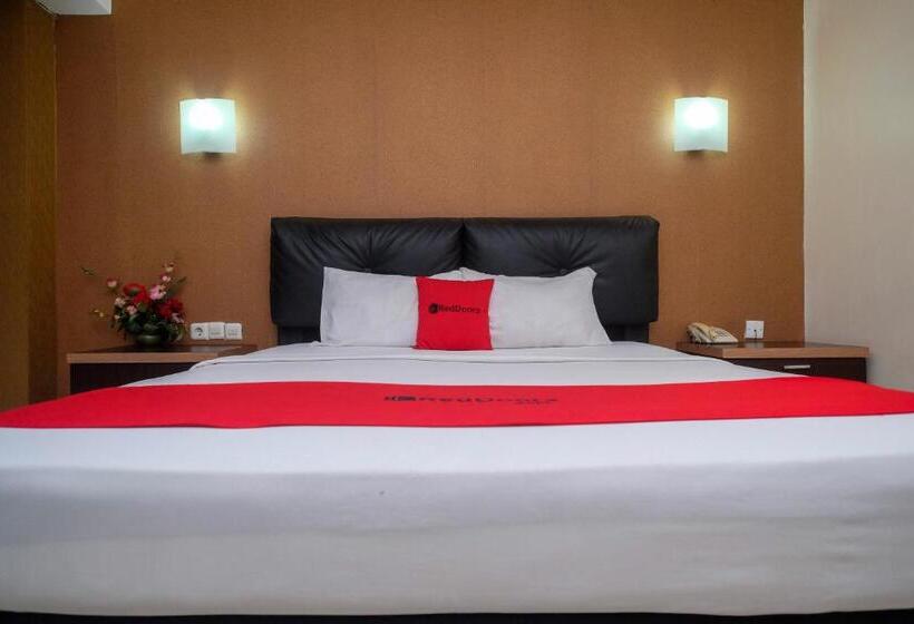 수피리어 룸, Reddoorz Plus At Grand Populer