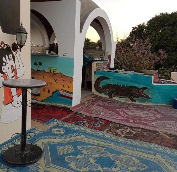 اتاق لوکس, El Prince Guesthouse