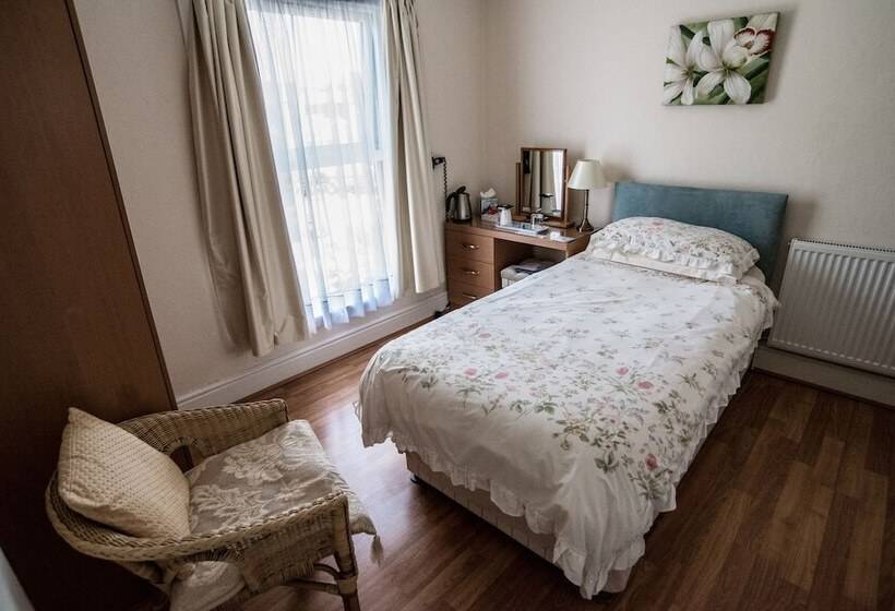 Номер Стандарт Индивидуальный, Holcombe Guest House