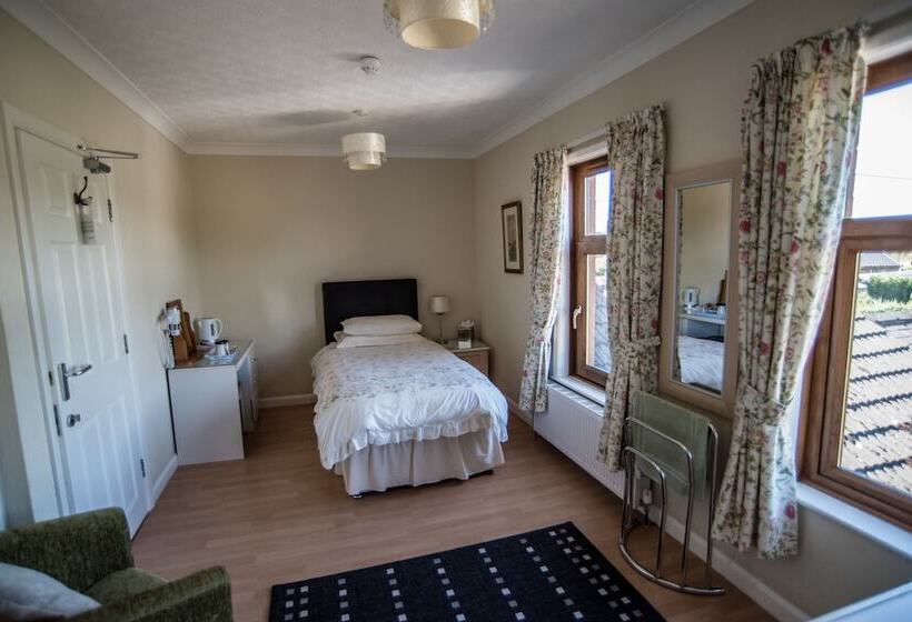 Номер Стандарт Индивидуальный, Holcombe Guest House
