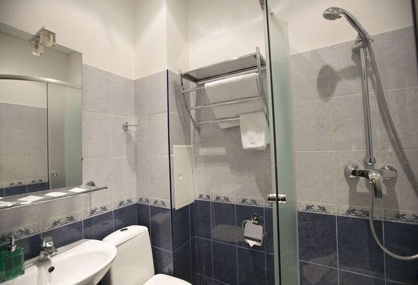 Номер Стандарт, Antis House Uninn