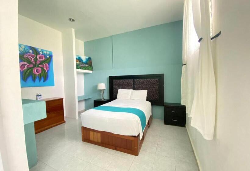 Habitación Estándar 2 Camas Matrimonio, Awazul Bacalar