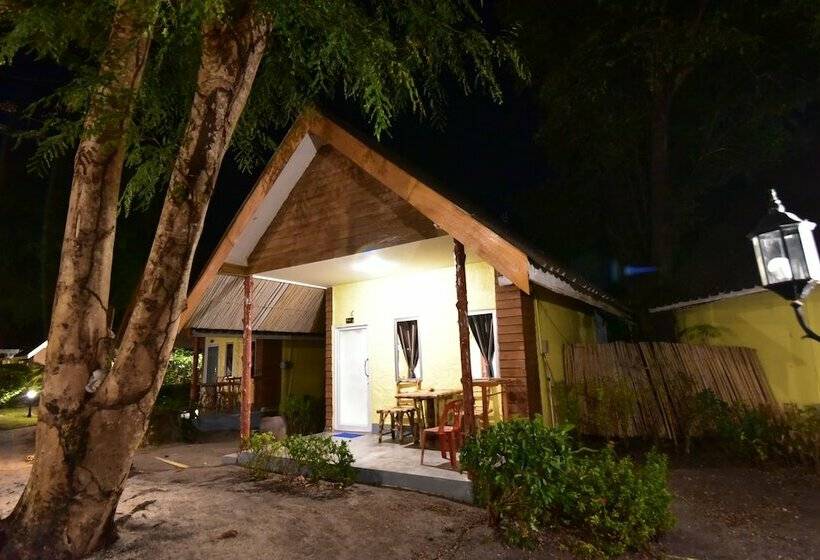디럭스 코티지, Dong Talay Lipe Beach Resort