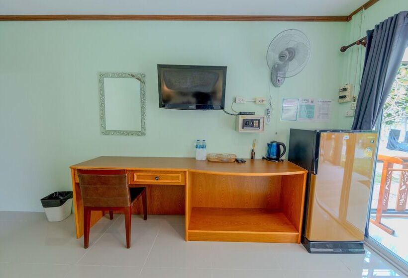 디럭스 코티지, Dong Talay Lipe Beach Resort