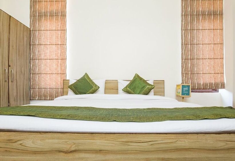 디럭스 룸, Royal Suites Kasauli