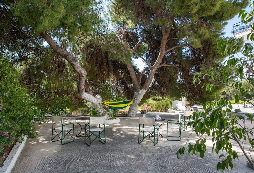 Стандартный Номер Нижний Этаж, Pefkides Aegina Boutique Apartments