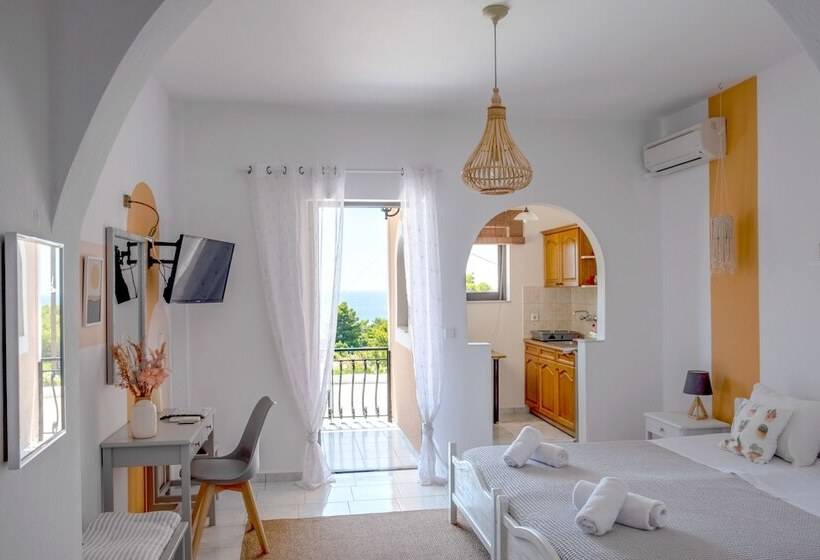 Стандартный Номер Нижний Этаж, Pefkides Aegina Boutique Apartments