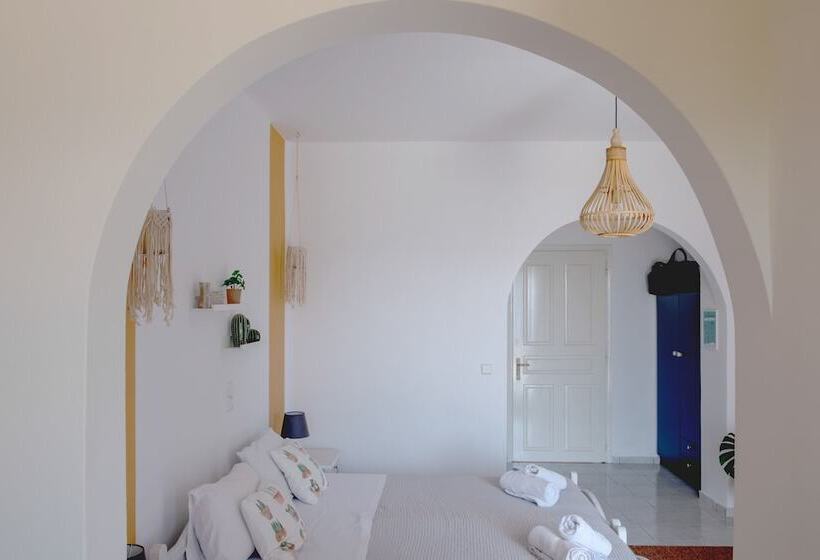 Стандартный Номер Нижний Этаж, Pefkides Aegina Boutique Apartments