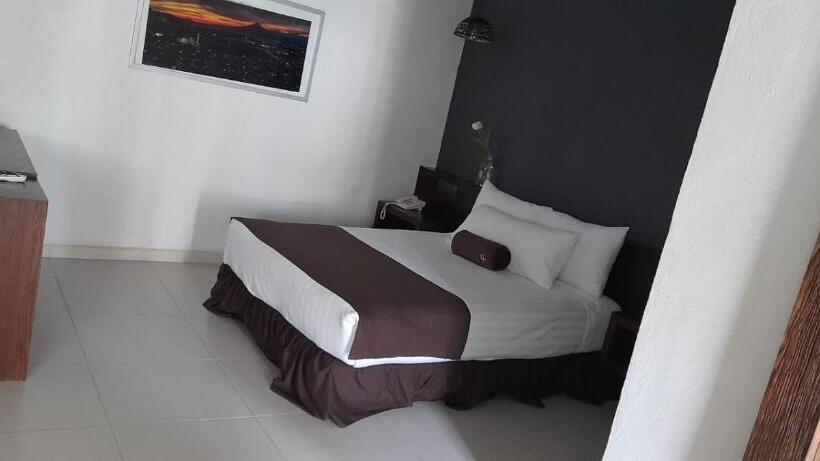 Полулюкс, Río Tinto Hotel Boutique