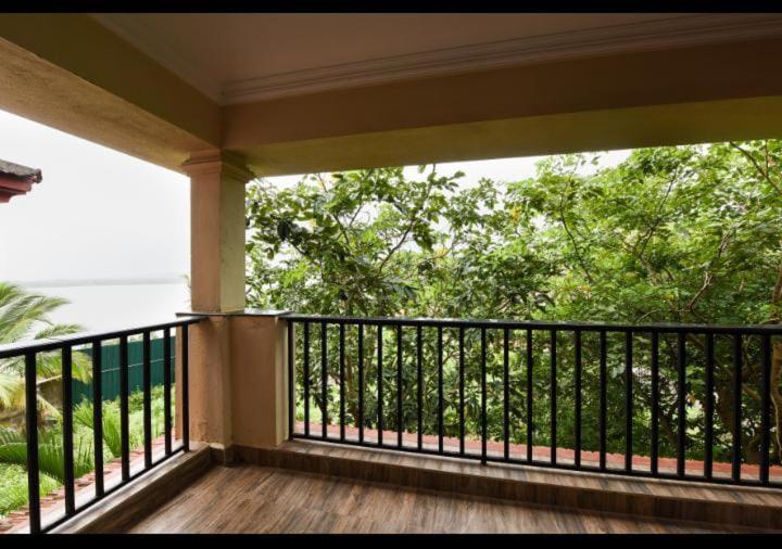 프리미엄 스위트, Raposo Resorts