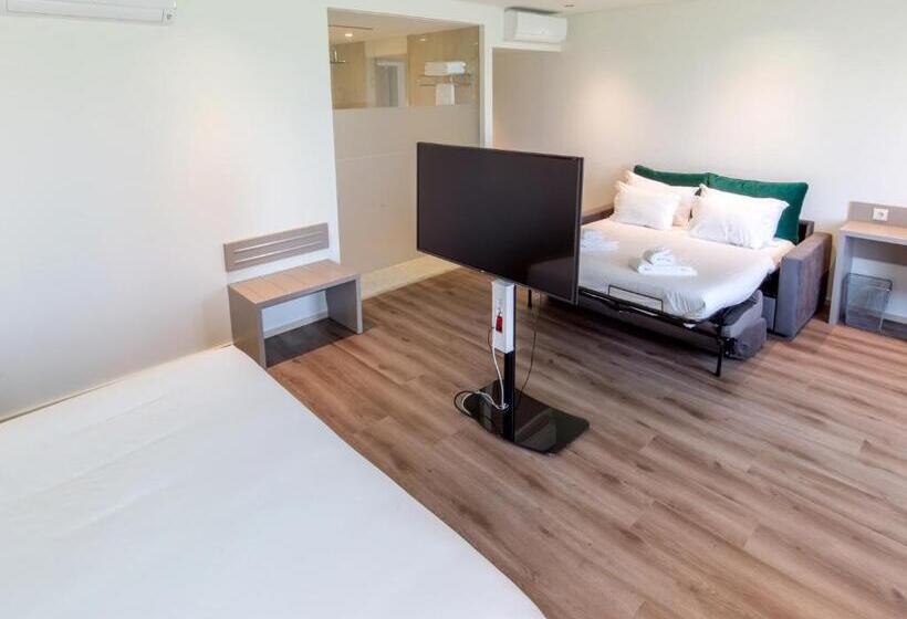 Семейный Номер, Oporto Airport & Business