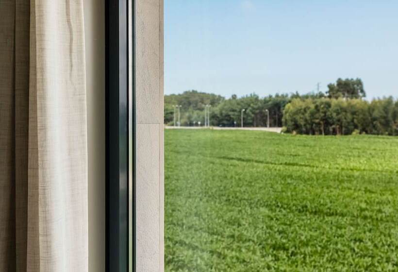 Quarto Estandar, Oporto Airport & Business