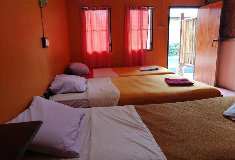 Номер Стандарт Трехместный, Chian House