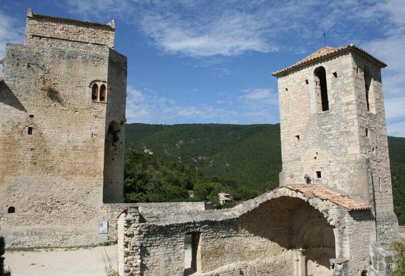 Люкс с Террасой, Les Hospitaliers