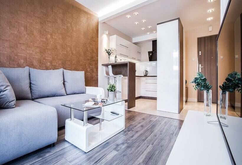 带1个卧室的豪华公寓, Emihouse Cityvibe Apartments