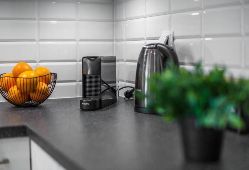 Студио Стандарт с Балконом, Emihouse Cityvibe Apartments