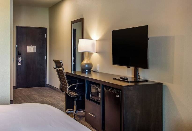 스위트, Comfort Suites
