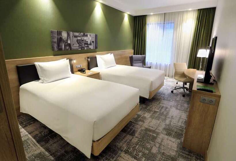 Family Connecting Room, Hampton By Hilton Poznan Old Town