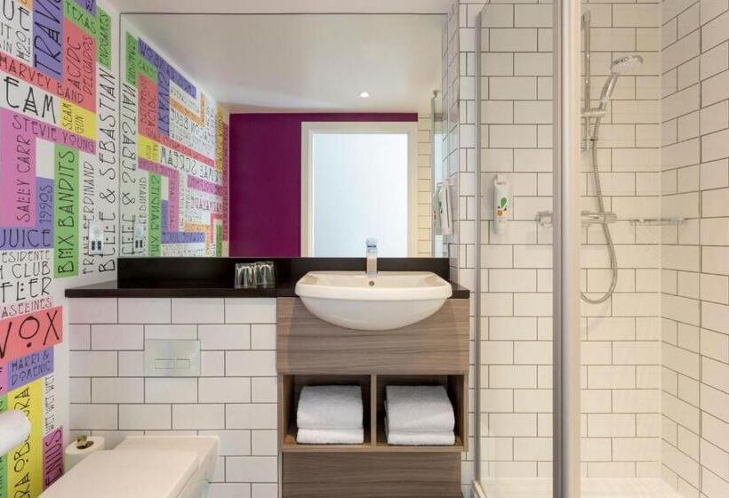 Номер Стандарт, Ibis Styles Glasgow Central