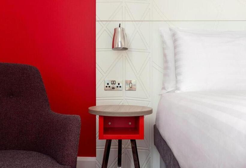 Номер Стандарт, Ibis Styles Glasgow Central