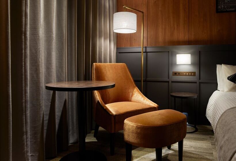 Номер Комфорт, Mitsui Garden Hotel Otemachi   Tokyo