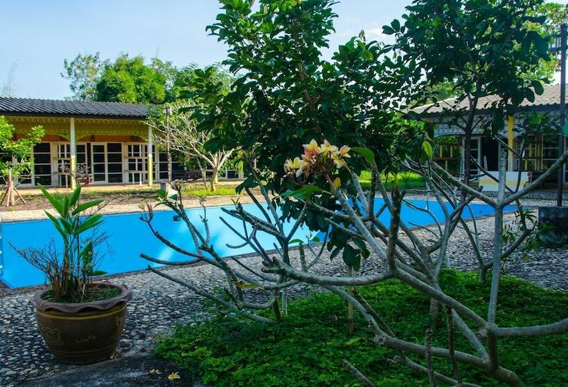 اتاق سوپریور با چشم‌انداز استخر, Yoga Art Home