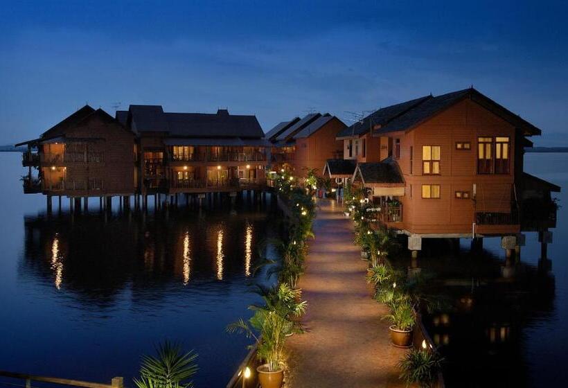 Студия Стандарт, Bukit Merah Laketown Resort