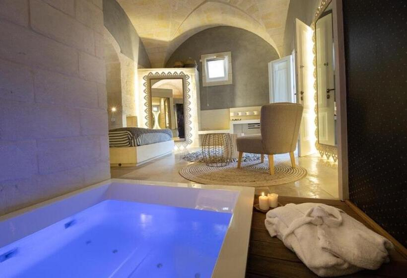 جناح مزود بجاكوزى, Corte Dei Granai