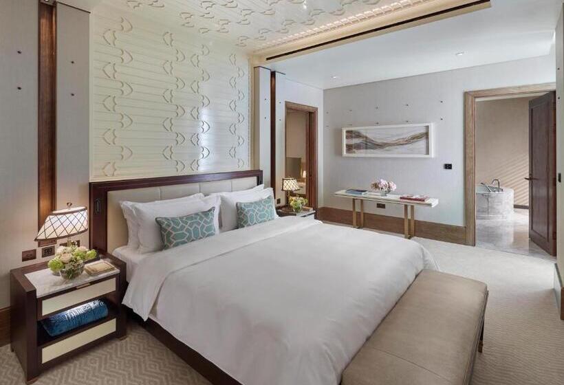 سوئیت با تخت بزرگ, Mandarin Oriental Doha