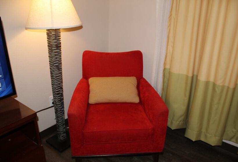 디럭스 룸, Fairmount Inn & Suites   Stroudsburg, Poconos