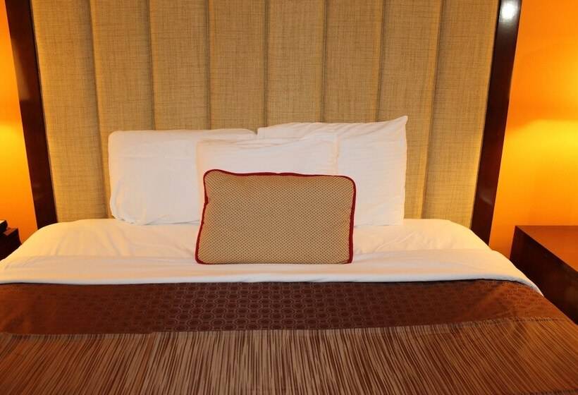 디럭스 룸, Fairmount Inn & Suites   Stroudsburg, Poconos