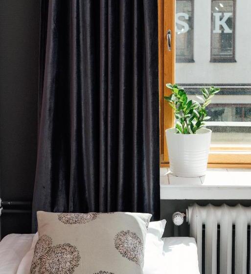Номер Стандарт Совместная Ванная, The Yard Hostel