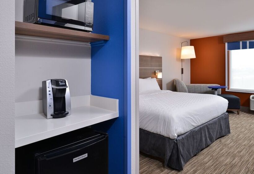 Номер Стандарт, Holiday Inn Express & Suites   Marshalltown, An Ihg