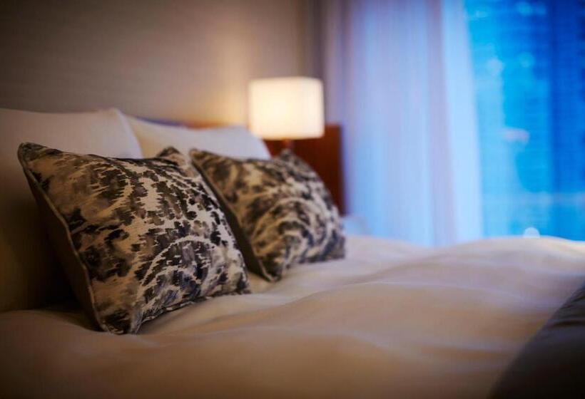 디럭스 룸, Keio Plaza Hotel Tokyo Premier Grand