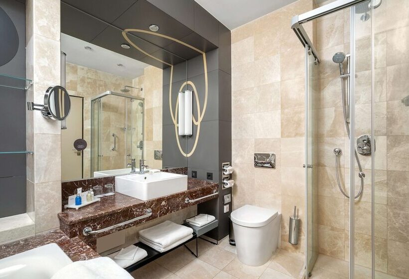 Quarto Superior Vista Rio, Radisson Blu Hotel, Rostov On Don