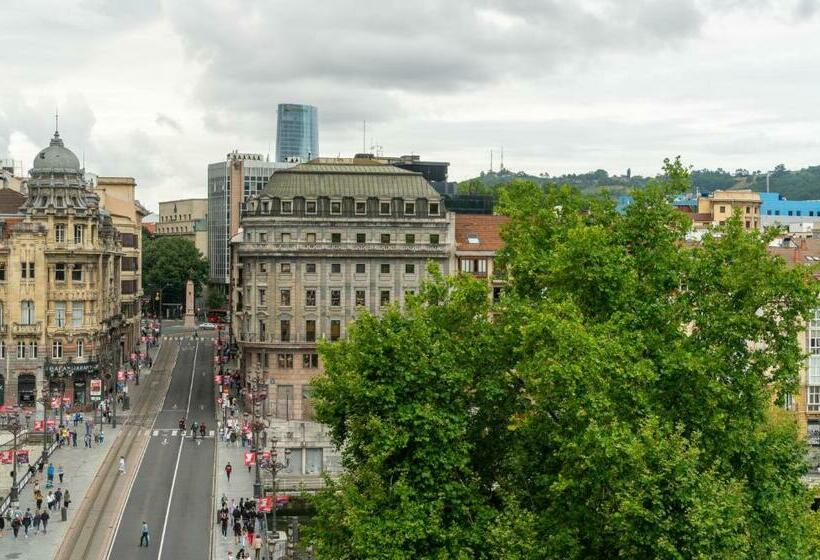 高级家庭房间, Nyx Hotel Bilbao By Leonardo Hotels