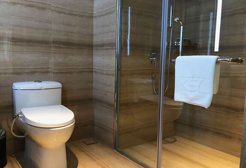 带大床的豪华间, Ksl Hot Spring Resort