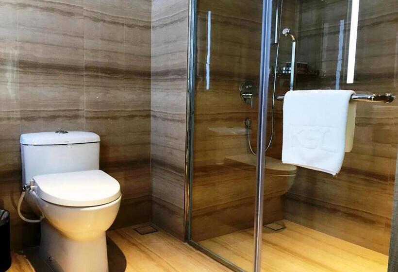 キングサイズベッドのスーペリアルーム, Ksl Hot Spring Resort