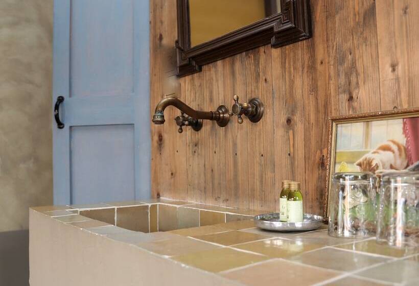 اتاق استاندارد با بالکن, Guesthouse Fleur De Lis