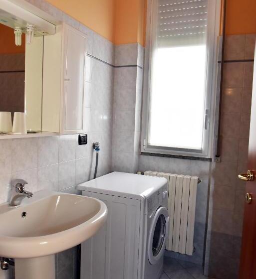 استودیوی استاندارد, Residence Oasi Di Monza
