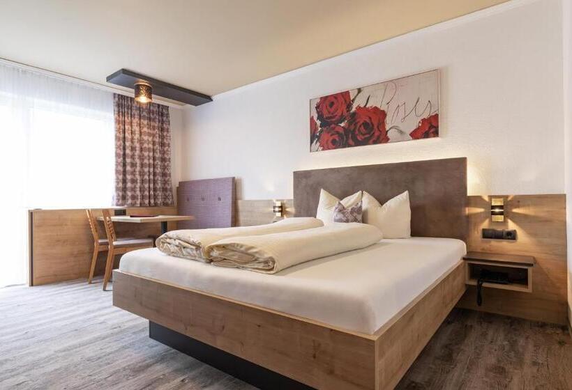 סטודיו סופריור, Das Aparthotel Olympia Tirol