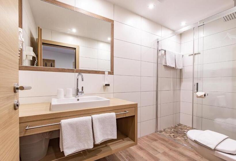 Люкс, Das Aparthotel Olympia Tirol