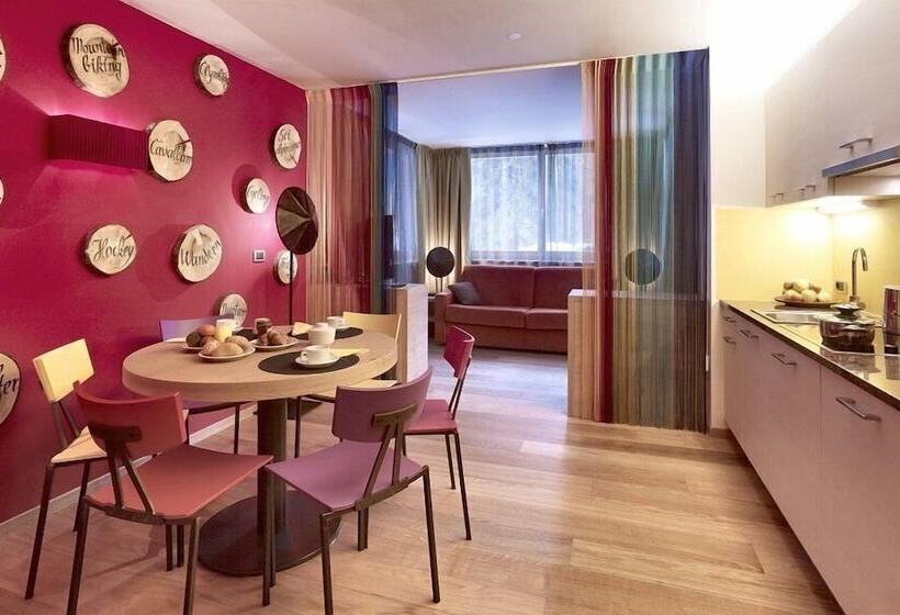 带2个卧室的公寓, Color Home Suite Apartments