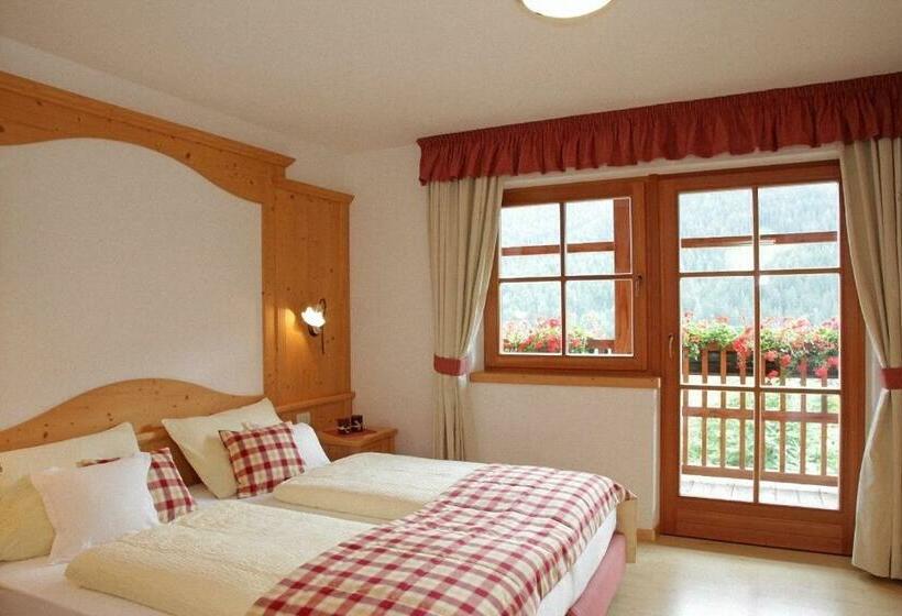 Апартаменты 1 Спальня, Dolomites Apartments Ciasa Vally