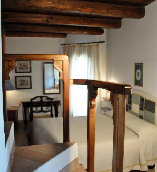 Четырехместный Номер Стандарт, Agriturismo La Campana