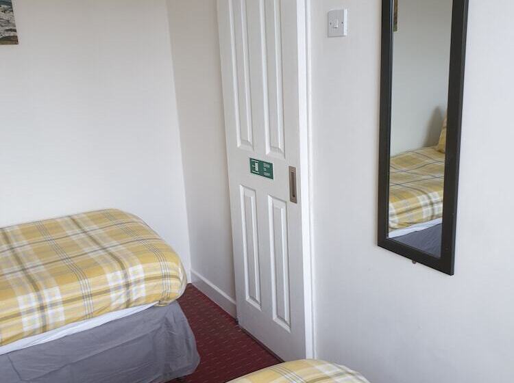 Номер Стандарт, Fairways Guest House