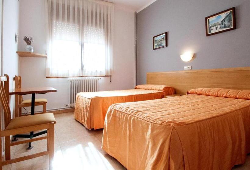 Номер Стандарт, Hostal Montserrat