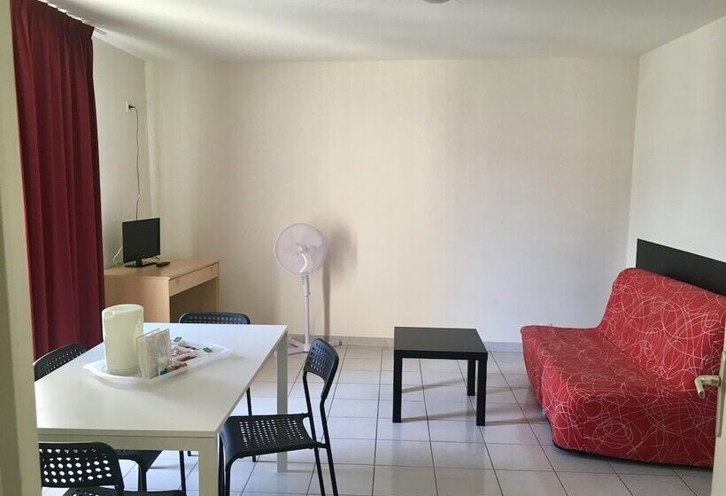 Апартаменты 1 Спальня, City Residence Avignon