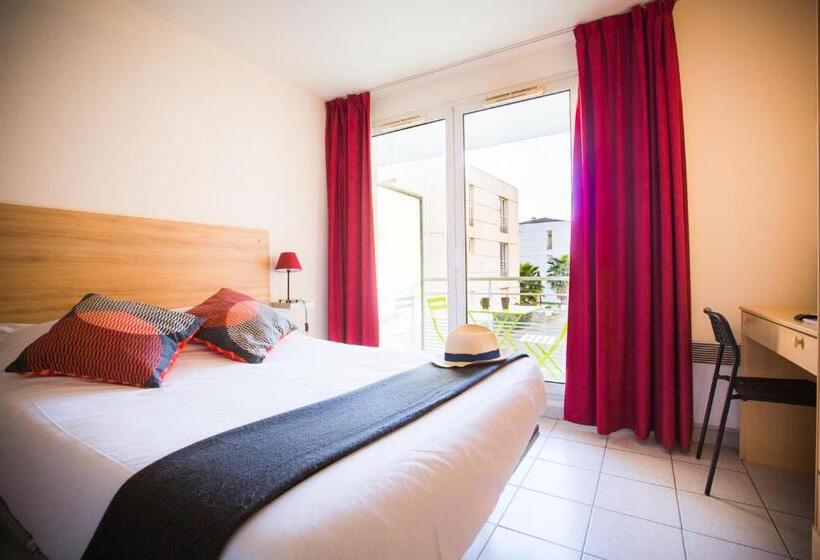 Студио Стандарт с Балконом, City Residence Avignon