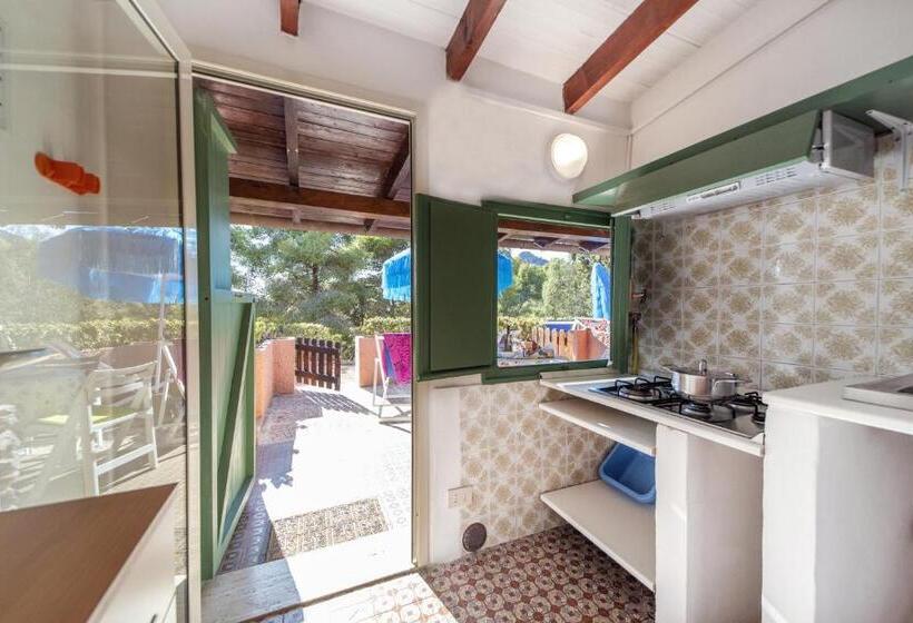 استودیوی استاندارد, Gavila's Residenza Turistico Alberghiera